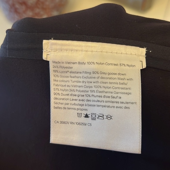 Lululemon Down & Around Vest-Size 6 - Picture 5 of 6